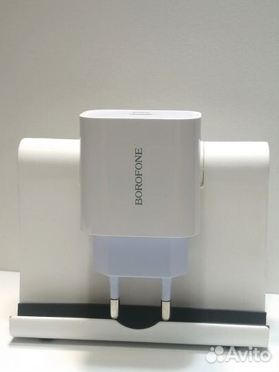 Быстрая зарядка Hoco 20W PD (Type C) (новая)