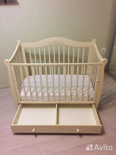 Кроватка детская Гандылян Моника в идеале