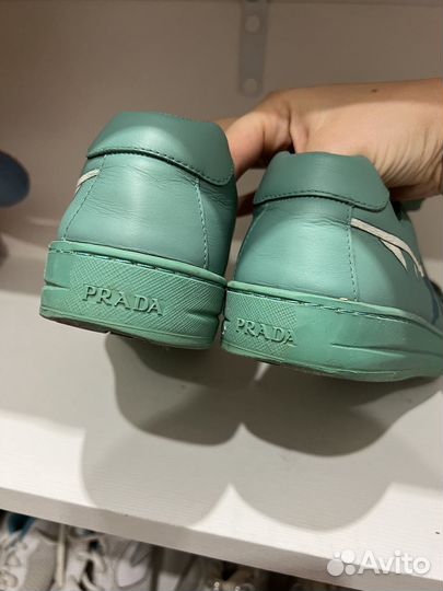 Кроссовки prada женские