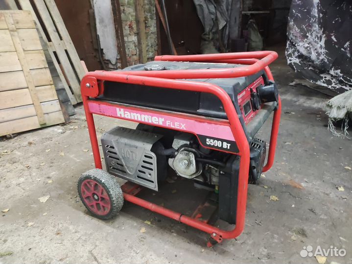 Бензиновый генератор Hammer GN6000T, (5500 Вт)
