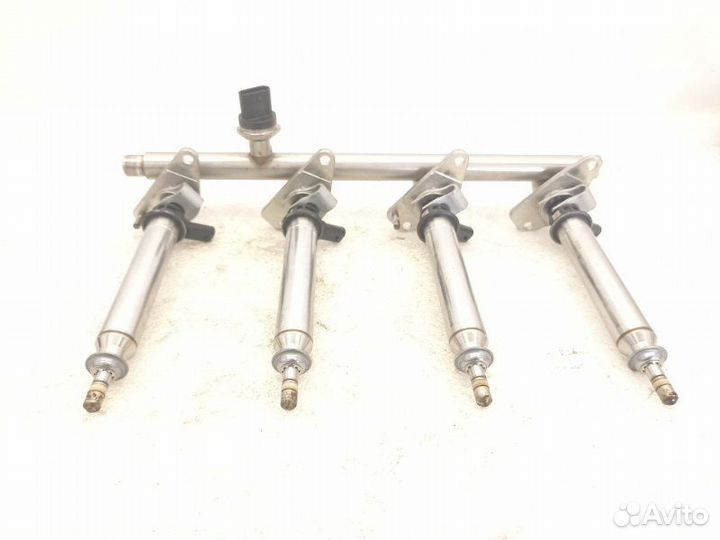 Топливная рейка (рампа) Mercedes-Benz B-Class W246