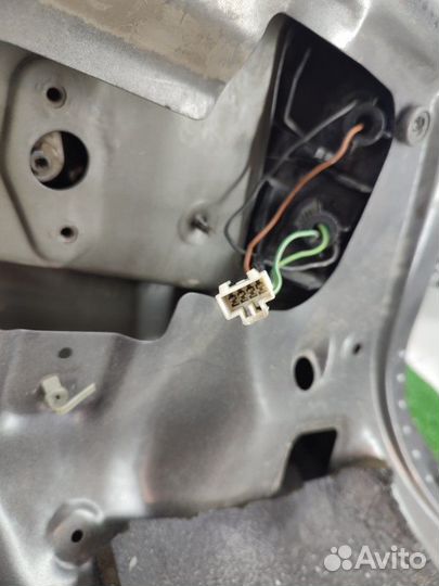 Крышка багажника Nissan Maxima A32 VQ30DE 1997