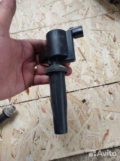 Катушка зажигания Ford focus 1 2л