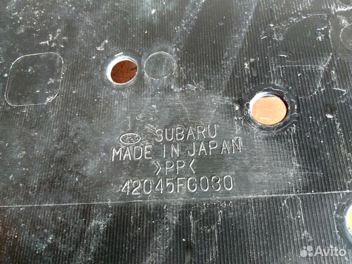 Пыльники топливного бака Subaru Impreza G12