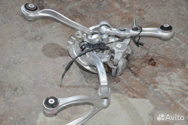 Поворотный кулак Mercedes-Benz C W205