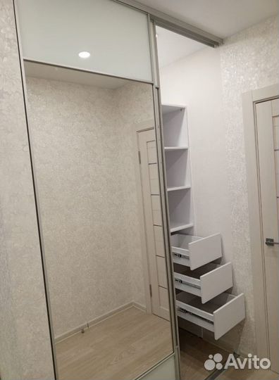 Встроенный шкаф купе/Шкаф-купе на заказ