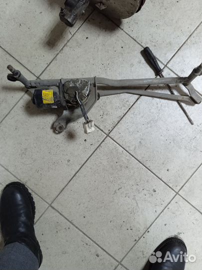 Мотор стеклочистителя в сборе саманд ходро