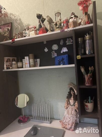 Письменный стол