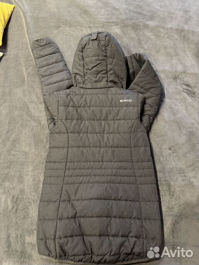 Демисезонная спортивная куртка