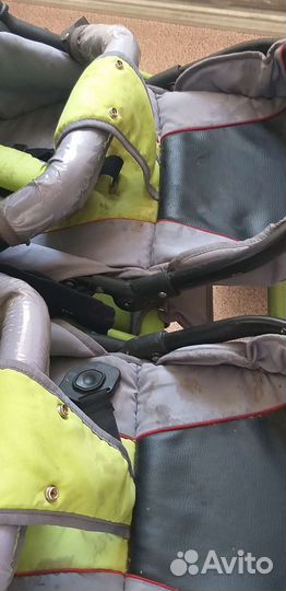 Двухместная коляска