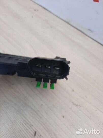 Блок предохранителей Skoda Octavia Tur