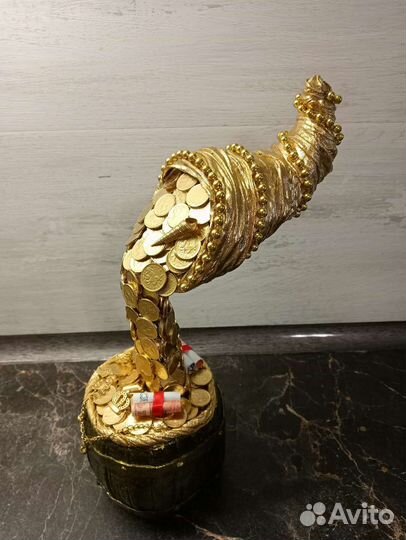 Парящая кружка и Рог