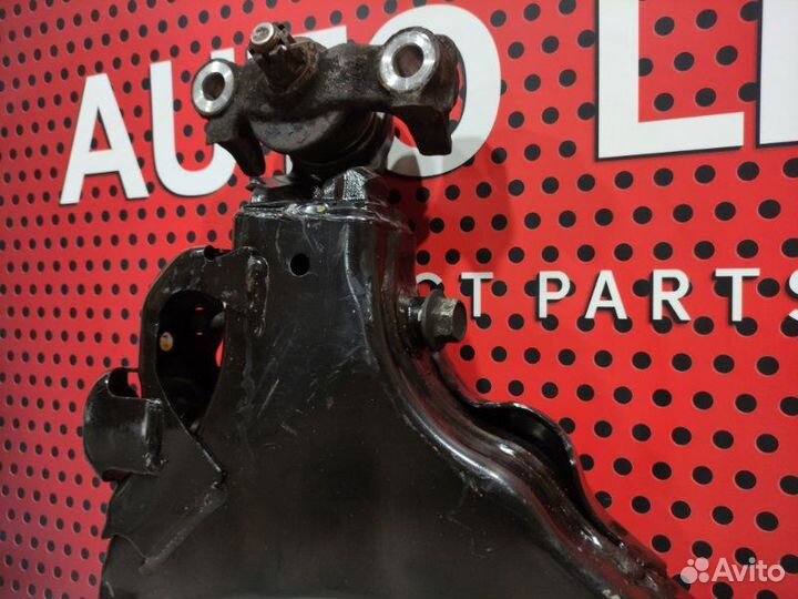 Рычаг передний левый Toyota Land Cruiser 200 2015