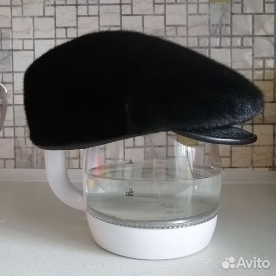 Мужская меховая кепка