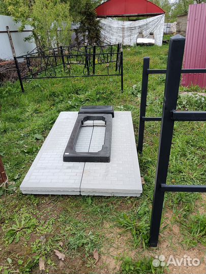 Изготовление и установка памятников и оград