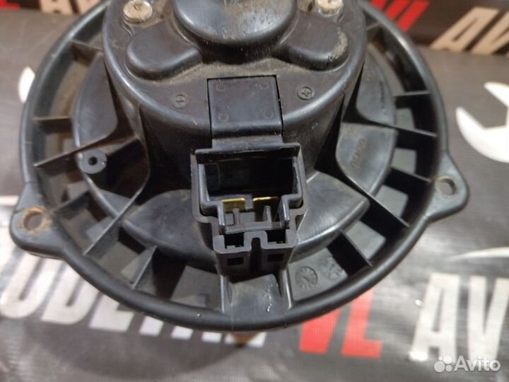 Моторчик печки Mitsubishi Galant 8 USA