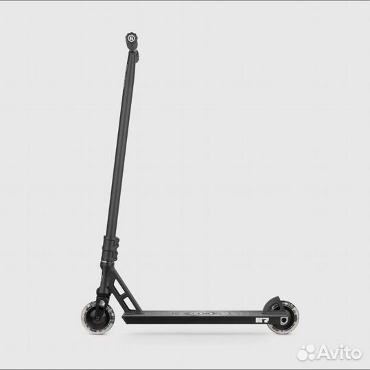 Трюкавые самокат