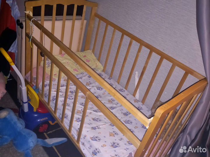 Детская кроватка
