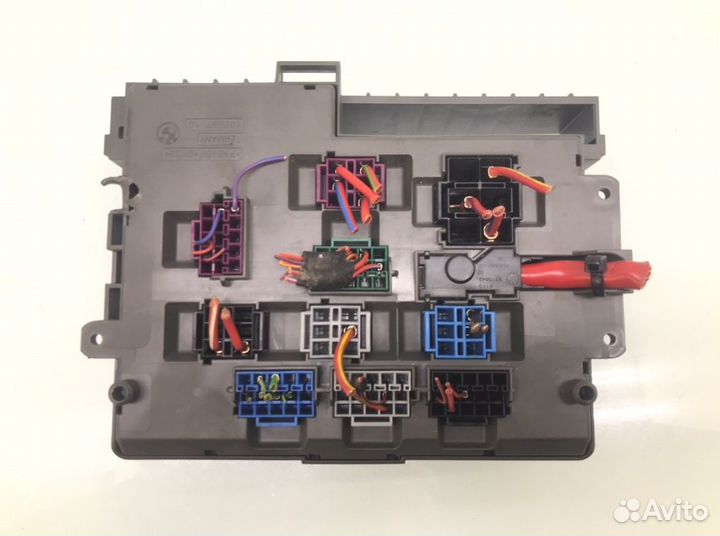 Блок предохранителей Bmw 3 E90/E91/E92/E93 3.0 TD