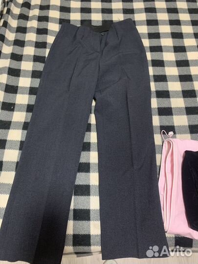 Пакеты с вещами