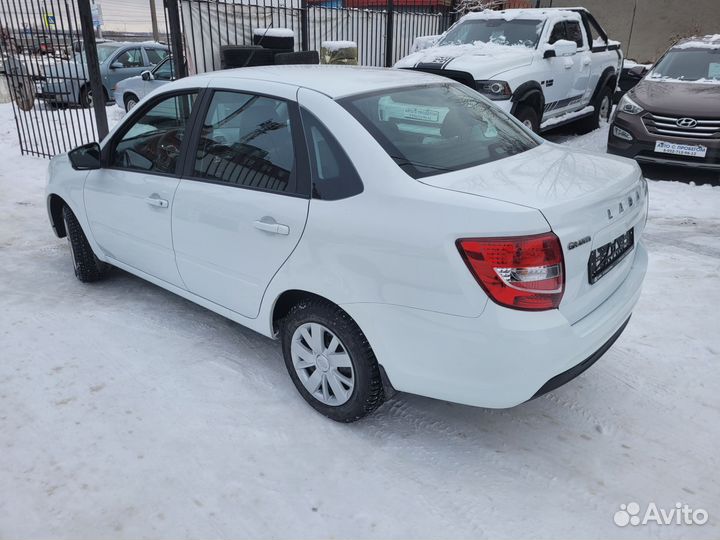 LADA Granta 1.6 МТ, 2023, 1 000 км