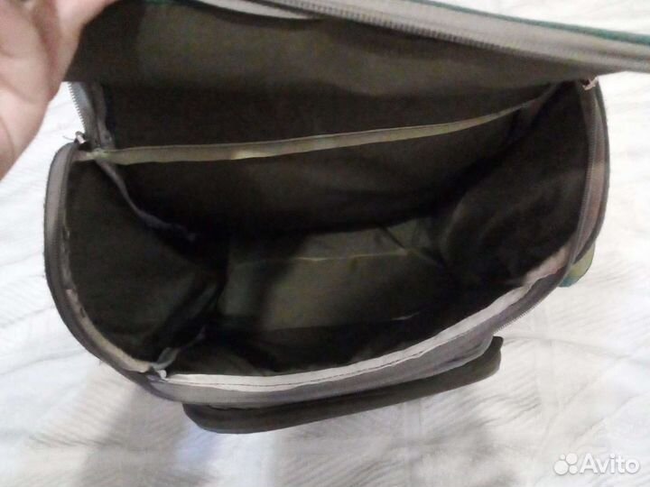 Адам рюкзак за шоколадку