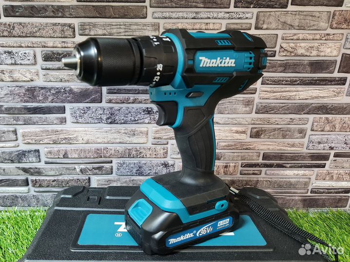 Шуруповерт Makita 36v с металлическим патроном