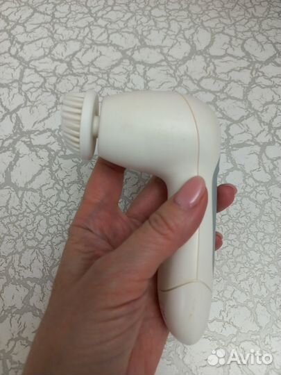 Щетка для очищения лица Olay Regenerist