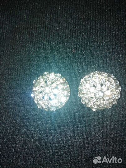 Пуговицы со стразами