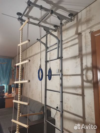 Детская спортивная шведская стенка