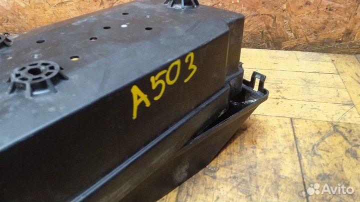 Корпус блока предохранителей моторного Ssangyong