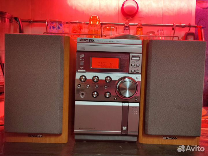 Музыкальный центр