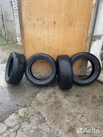 Hankook Winter I'Pike 215/55 R16