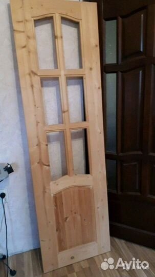 Продам светлые м/к двери, шпон