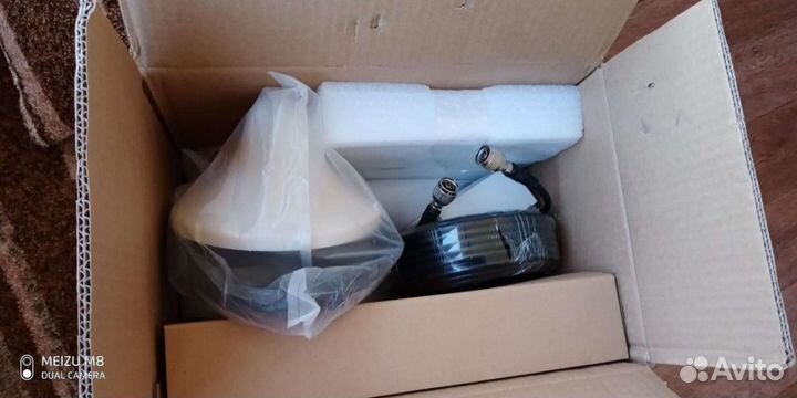 Репитер новый 3 диапазона GSM, 3G, 4G провод 15м