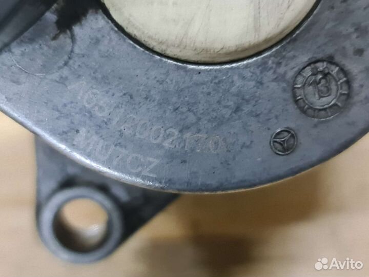 Натяжитель ремня генератора Mercedes OM651