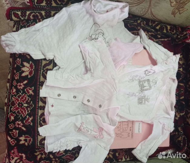 Комплект на выписку для девочки