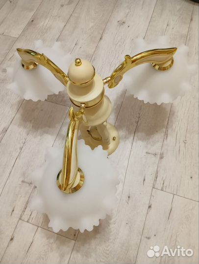 Люстра потолочная