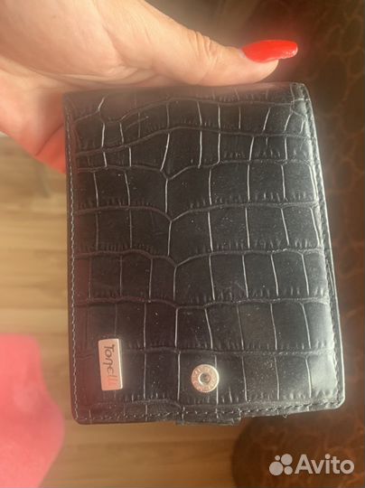 Мужские кошельки и портмоне