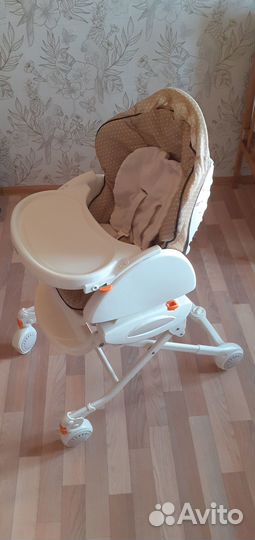 Стульчик-люлька для кормления Aprica