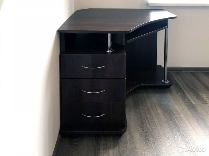 Компьютерный столик бу