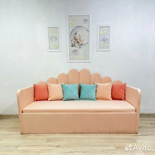 Детская кроватка диванчик односпальная