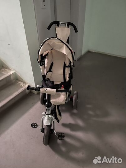 Трехколесный велосипед
