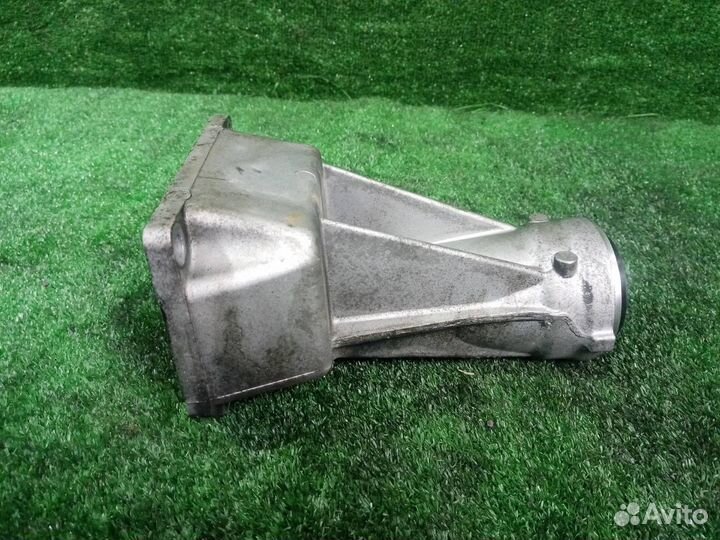 Кронштейн промежуточного вала Bmw X5 E70 N52B30AF