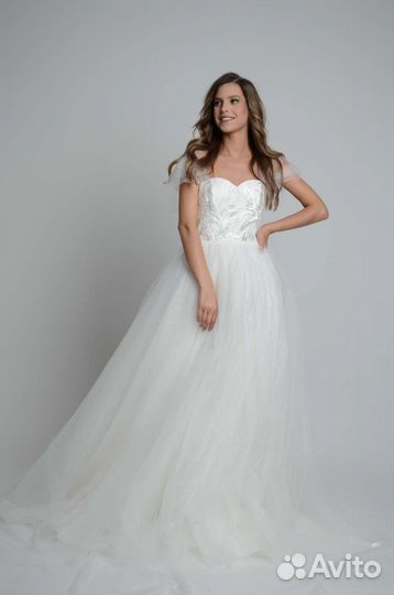 Пошив свадебных и вечерних платьев