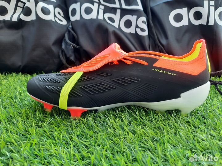 Футбольные бутсы Adidas Predator