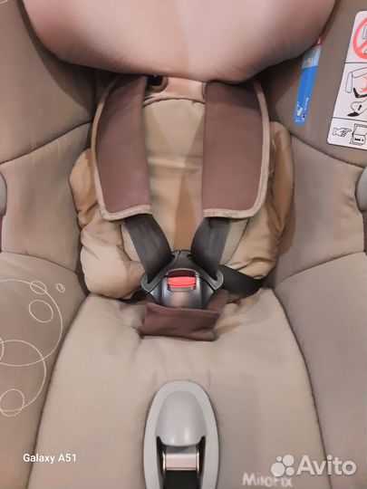 Автокресло Maxi Cosi MiloFix