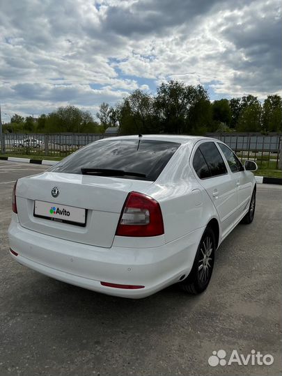 Skoda Octavia 1.6 AT, 2013, 251 000 км