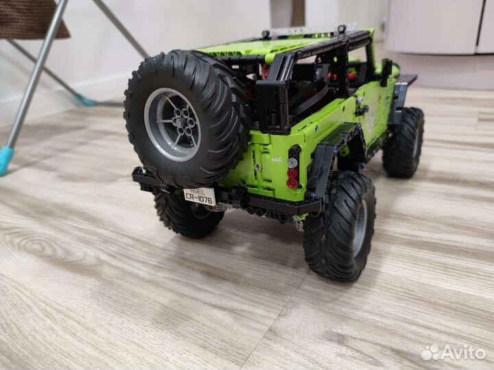 Конструктор power bricks j902 с моторами собранный