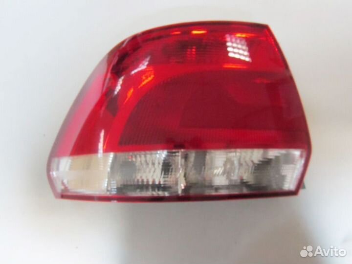 Фонарь задний левый Фольксваген Поло Седан 2010-нв